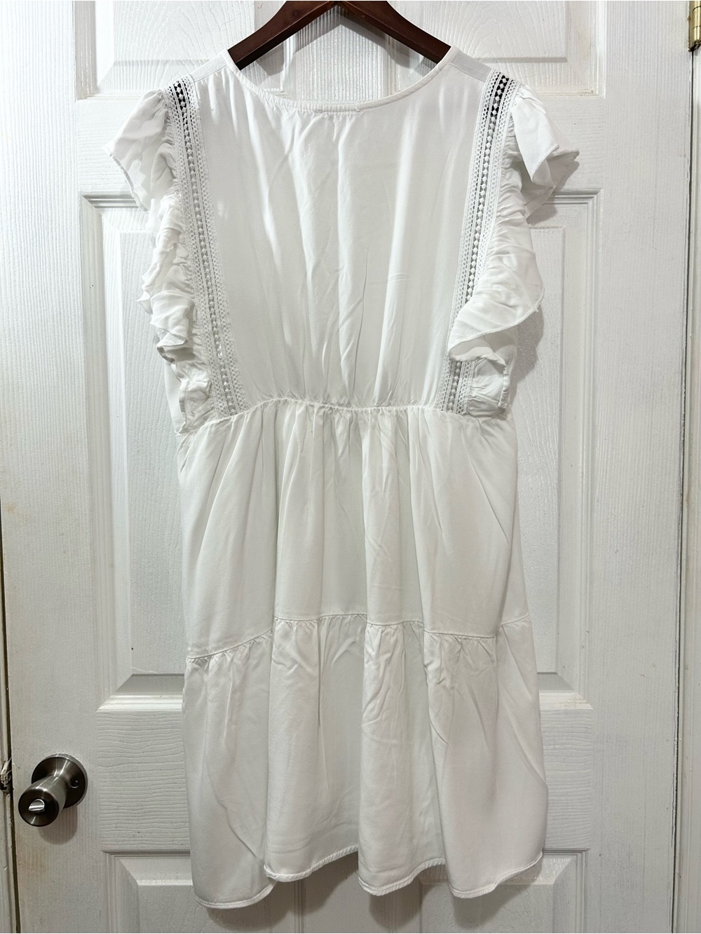 Molly Bracken White Crochet Lace Ruffle Tiered Babydoll Dress Size L - Picture 2 of 8